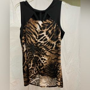 Liz McCoy leopard print sleeveless blouse size large